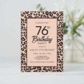 スタイリッシュなヒョウ柄のトレンドの76歳の誕生日 招待状 (スタンド正面)