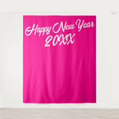 スタイリッシュなホットピンクと白のスクリプトでおめでとう新年 タペストリー (正面)
