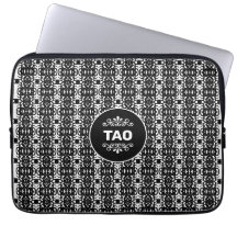 スタイリッシュな抽象的な道パターン 黒と白