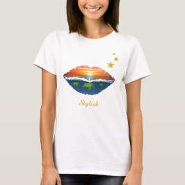スタイリッシュな海洋サンライズリップ、星とカリグラフィー Tシャツ