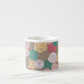 スタイリッシュな花パターン。 明るい花柄 エスプレッソカップ (正面)