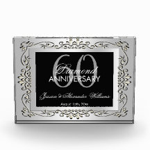 スタイリッシュな装飾シルバー60周年記念結婚式