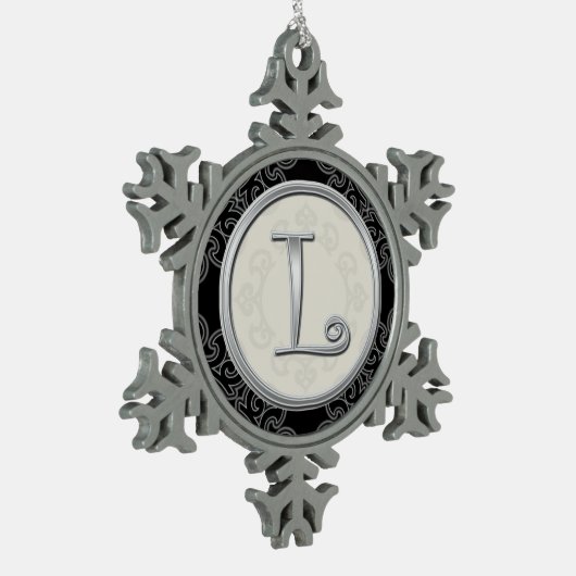 スタイリッシュな銀製のモノグラムLクリスマス スノーフレークピューターオーナメント (左)