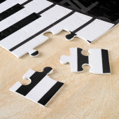 スタイリッシュな音楽はト音記号およびピアノ鍵に注意します ジグソーパズル (側面)