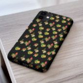 スタイリッシュカラフル花模様(黒) iPhoneケース