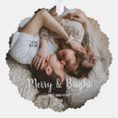 スタイリッシュクリスマスメリーの明るい家族の写真 オーナメントカード (裏面)