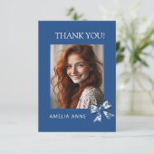 スタイリッシュトレンディーブルーボウズ卒業写真 サンキューカード (スタンド正面)