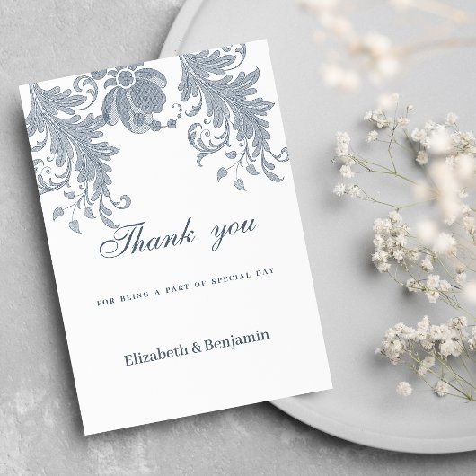 スタイリッシュホワイトメイブブルーフローラレースありがとう 招待状