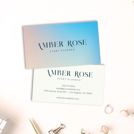 スタイリッシュユニークエレガントタイポグラフィアート勾配 名刺