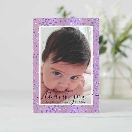 スタイリッシュ紫生まれたばかりのの赤ちゃん写真 サンキューカード (スタンド正面)