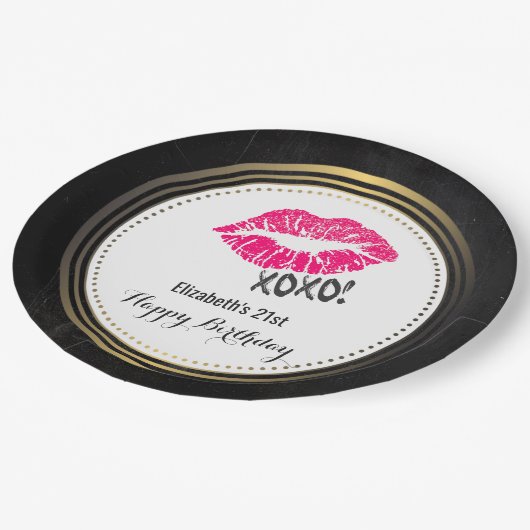 スタイリッシュXoxoとピンクのキッシー唇！ハッピーバースデー ペーパープレート (アングル)