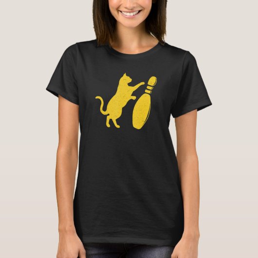 スタイル動揺して可愛い猫がボーリングPiをノック Tシャツ (正面)