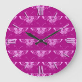 スタイル化デコバタフライ – マゼンタとピンク ラージ壁時計 (正面)