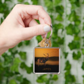 スタグサンライズミスティーモーニングディアーパーソナライズされた キーホルダー (手)