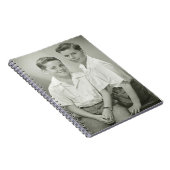 スタジオの兄弟 ノートブック (右側)