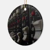 スタジオの生命 セラミックオーナメント (左)