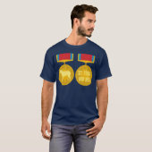 スタッビー軍曹勇敢メダル家族 Tシャツ (正面フル)