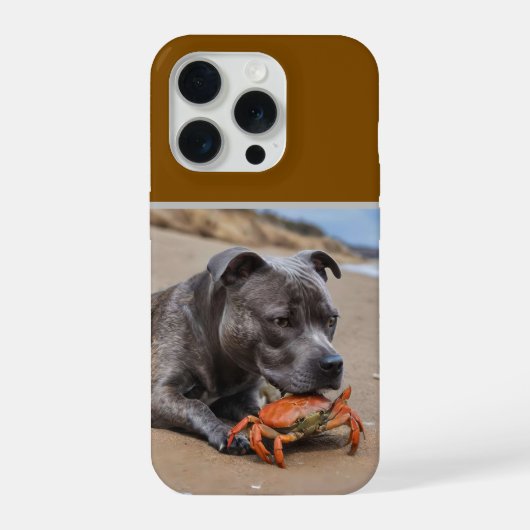 スタッフィーがビーチのカニと友達に、 iPhoneケース (裏面)