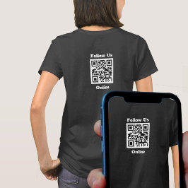 スタッフ用ウェア。オンラインでフォロー。QRコードが表示された Tシャツ