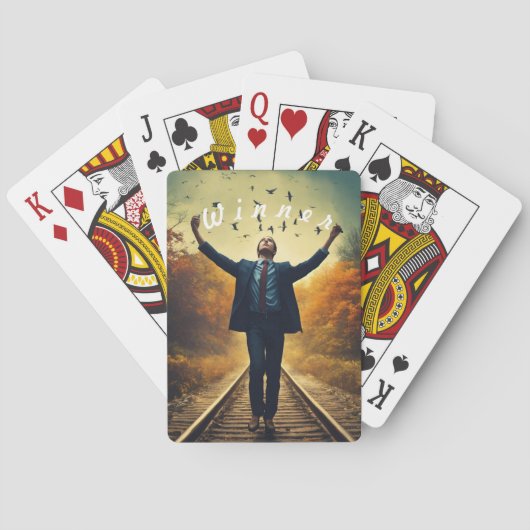 スタンダードデッキ遊のカードには合計が入っている。 トランプ (裏面)