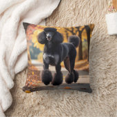 スタンダードプードルエレガント装飾用クッション クッション (ブランケット)