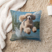 スタンダードプードルエレガント装飾用クッション クッション (ブランケット)