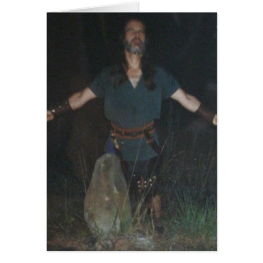 スタンディングストーンの野木の祭司 (正面)