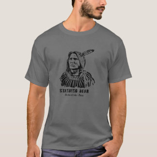 スタンディングベアポンカトライヴ先住民アメリカ史 Tシャツ