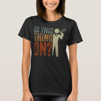 スタンドアップコメディのコメディアンのマイク Tシャツ