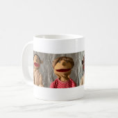 スタンレー、おばあちゃんブレア、ノルマン氏とサンディ氏 – マグカップ (正面左)