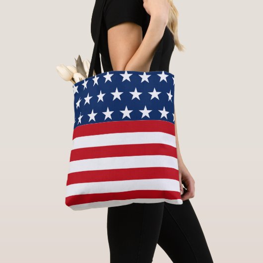 スターとストライプアメリカ国旗の愛国心 トートバッグ (クローズアップ)