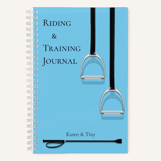 スターアップアイロン&ライディングクロップブルーミディアムエクストリアン ノートブック (正面)