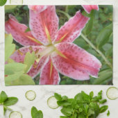 スターゲイザーリリーの庭園花 キッチンタオル (折り畳み)