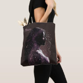 スターズパープル&ブラウンの女性 トートバッグ (クローズアップ)