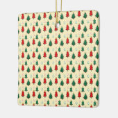 スタートッパーのシームレスなパターンを持つクリスマスツリー セラミックオーナメント (左)