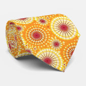 スターバストとピンホイール、サフランとレーズン ネクタイ (ロール)
