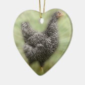 スターバストの鶏の若者によって禁止されるプリマスロックの雌鶏 セラミックオーナメント (左)