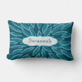 スターバーストフラワーティール(緑がかった色)パーソナライズされた枕 ランバークッション (正面)