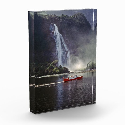 スターリング滝がミルフォード・サウンドに - ニュージーランド フォトブロック (左)