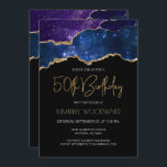 スターリー金ゴールドアゲイト50thバースデーパーティー 招待状<br><div class="desc">このトレンディー50周年パーティーの招待は、青と紫の色合いのアゲイトの水彩画を特色とし、キラキラ輝く星を散らし、金ゴールドグリッターのハイライトでトリミングされフェイクる。「50誕生日」という言葉は、装飾的な手書きグリッターフェイクの金ゴールドフォントに現れモダンる。カスタマイズ金ゴールドアートdecoフォントのhonoreeの名前とホワイトサンセリフ型のパーティー詳細の名前。反対側に同じ星星形の画像が表示される。</div>