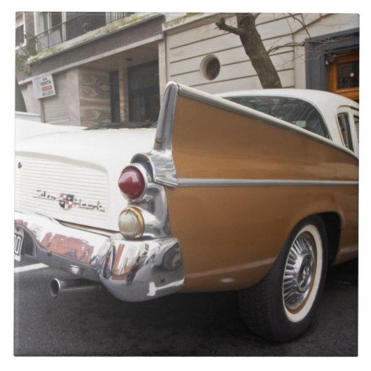 スチュデベーカーシルバークラシックホークの車が タイル (正面)