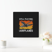 スチル遊ズと飛行機のおもしろい飛行機パイロット スクエア壁時計 (ホーム)