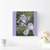 スチル・アンド・静か引用文・パープル・アイリス スクエア壁時計 (ホーム)