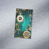 スチームパンクジュエリーが緑の背景で見守る マグネット名刺 (インサイチュ)