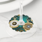 スチームパンクジュエリーウォッチを緑の背景 ワイングラスタグ (クローズアップ)