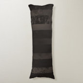 スチームパンクストライプのブラウン背景 ボディピロー (正面縦)