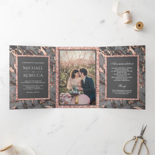 スチールグレーマーブルバラ金ゴールドグリッター結婚写真 三つ折り招待状 (内部)