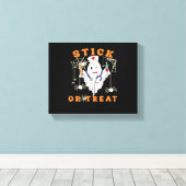 スティックまたはトリートナース不気味ナース衣装おもしろいハ キャンバスプリント (インサイチュ (ウッドフロア))