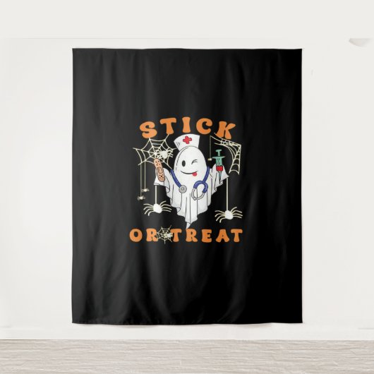 スティックまたはトリートナース不気味ナース衣装おもしろいハ タペストリー (正面)