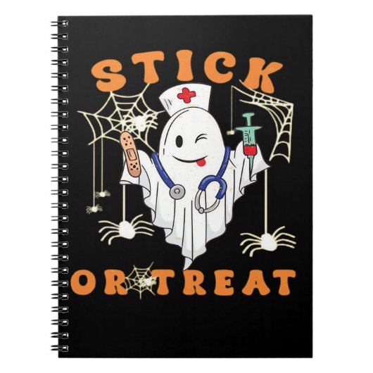 スティックまたはトリートナース不気味ナース衣装おもしろいハ ノートブック (正面)